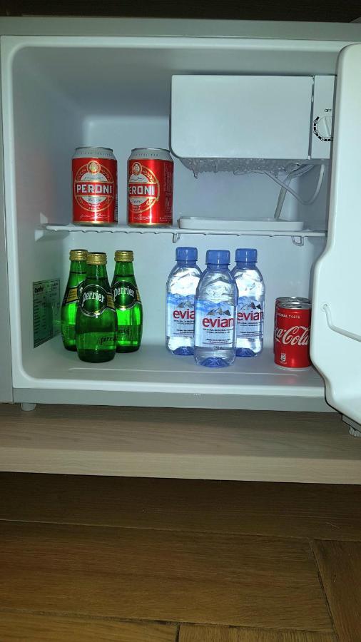 Maison Zaza Наполи Екстериор снимка